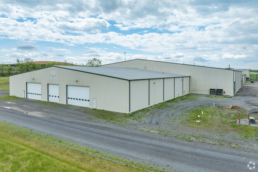 More Photos Of 6100 Buchanan Trl W, Mercersburg Unknown For Lease
