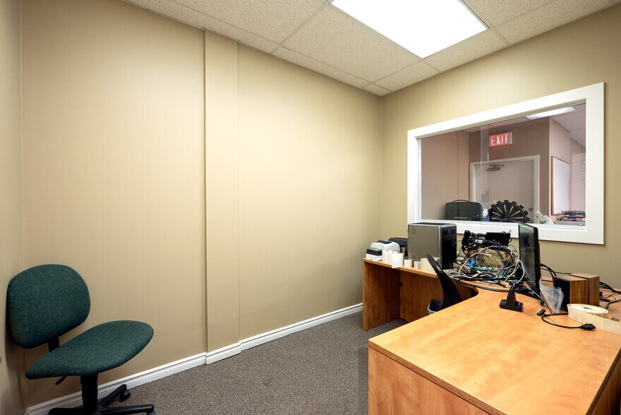More Photos Of 5492 Production Blvd, Surrey Warehouse For Sale