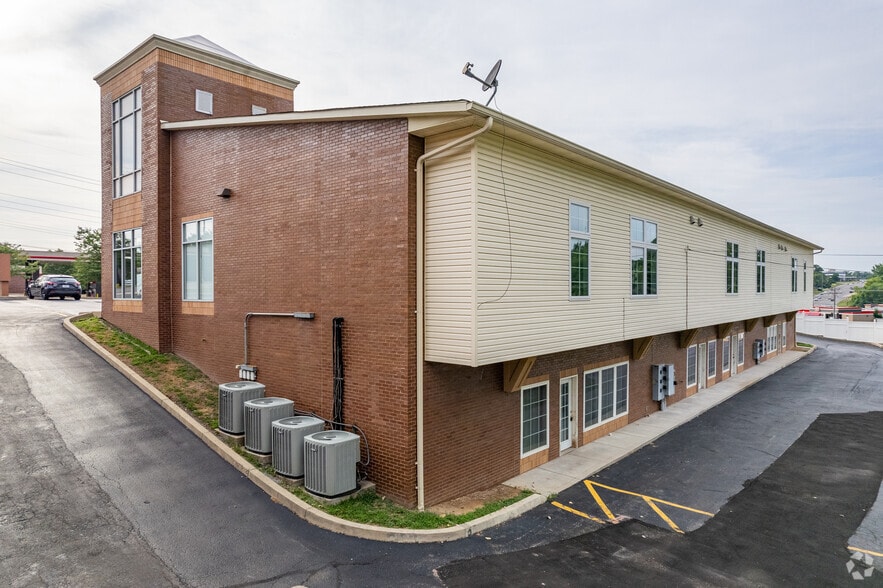 More Photos Of 4412-4430 Telegraph Rd, Saint Louis Storefront For Lease