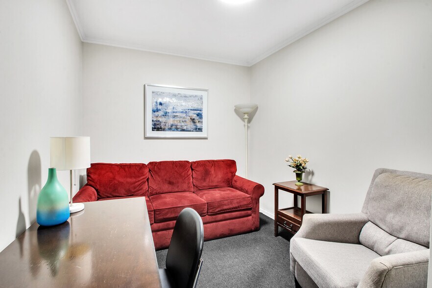 More Photos Of 98120 Queens Blvd, Rego Park Apartments For Sale