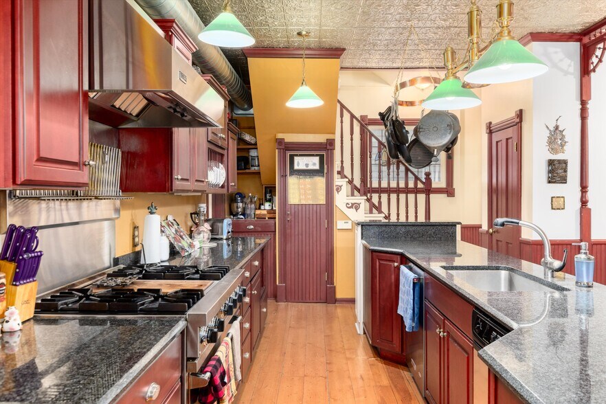 More Photos Of 200 Rose St, Georgetown Hospitality For Sale