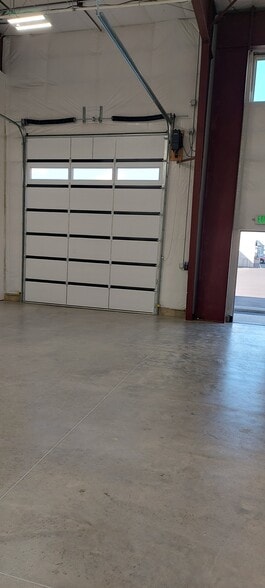 More Photos Of 3015 W Directors Row, Salt Lake City Light Distribution For Lease