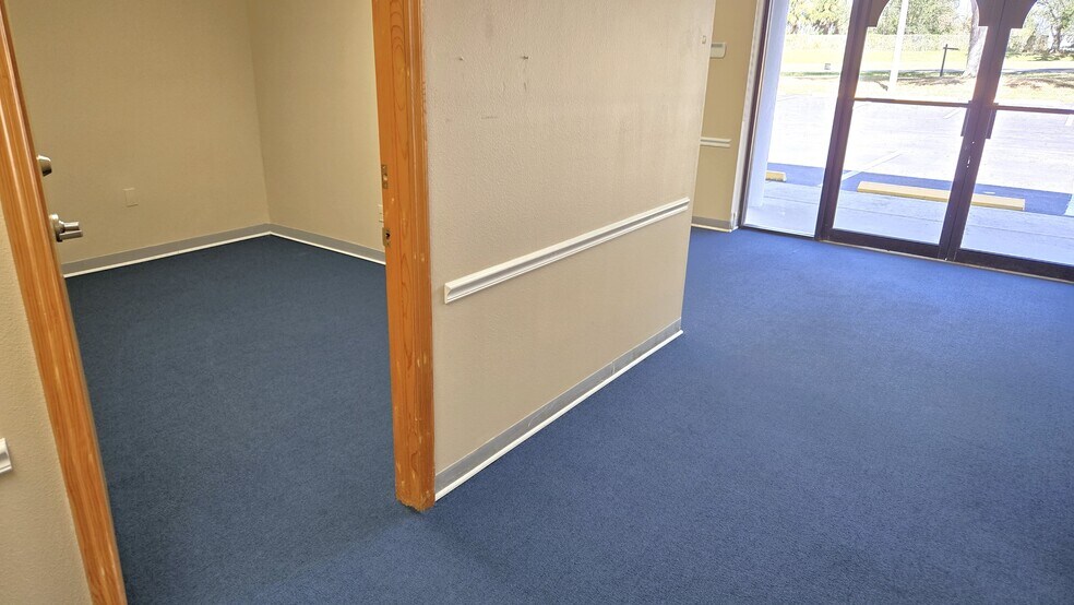 More Photos Of 37810 Medical Arts Ct, Zephyrhills Medical For Sale