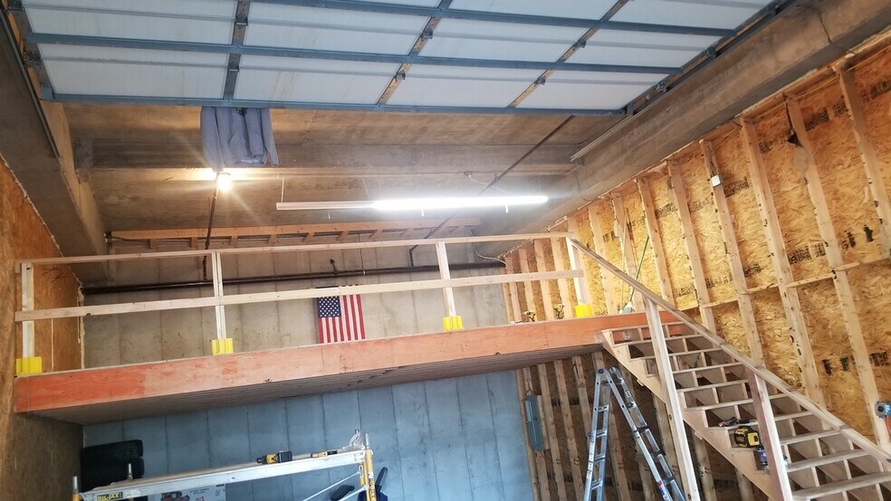 More Photos Of 47220 Gallatin Rd, Big Sky Warehouse For Lease