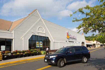 More Photos Of 162-300 Chase Ave, Waterbury General Retail For Lease