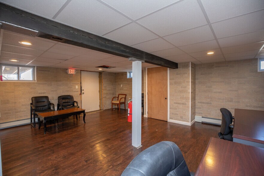 More Photos Of 1170 Hooksett Rd, Hooksett Storefront Retail Office For Lease