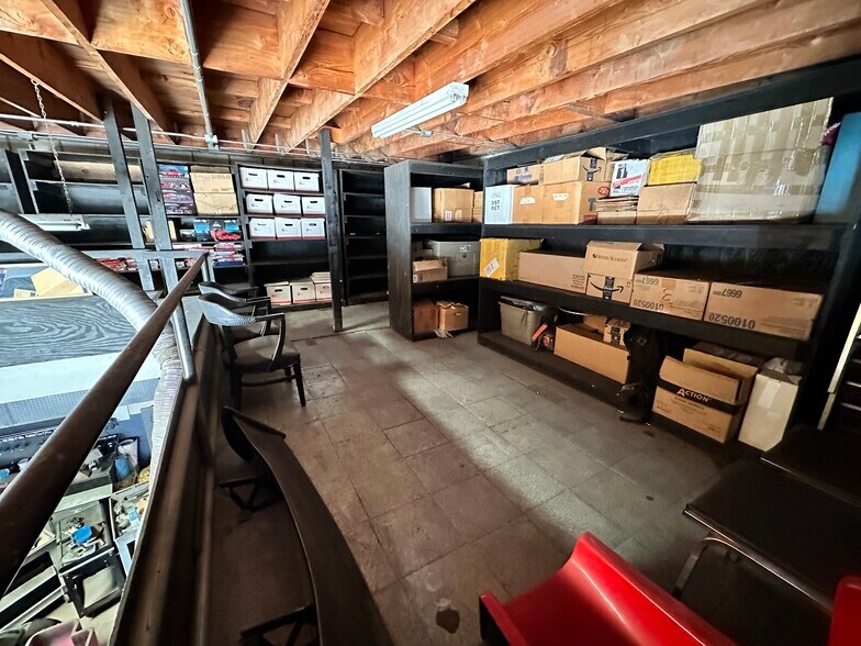 More Photos Of 705 W Commonwealth Ave, Fullerton Auto Repair For Lease