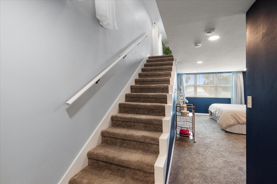 More Photos Of 2306 Cheryl Rd, Largo Service For Sale