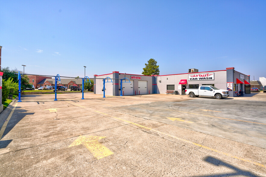 Primary Photo Of 3250 W Robinson St, Norman Carwash For Sale