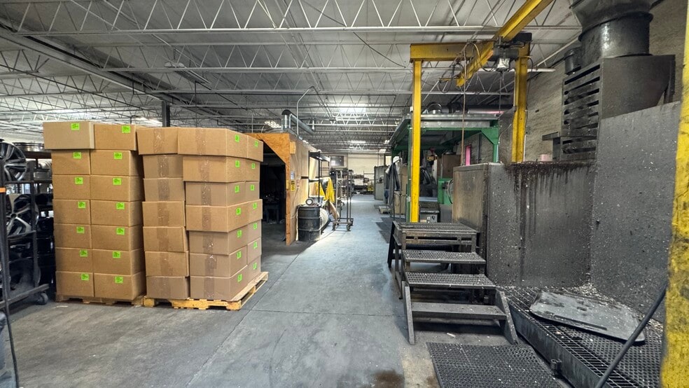 More Photos Of 231 Moorestown Dr, Bath Manufacturing For Sale