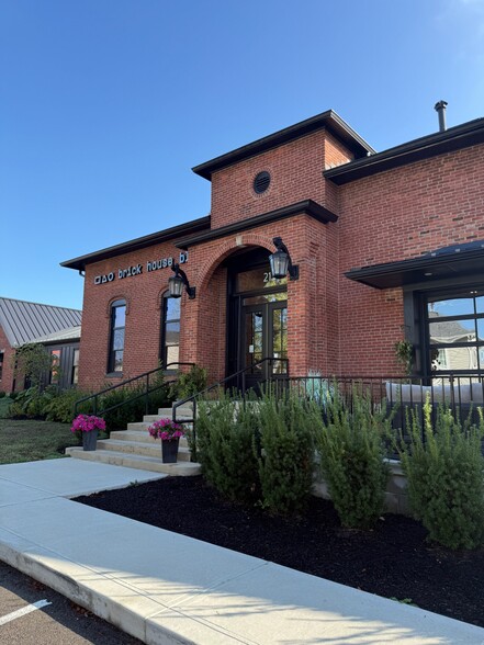 More Photos Of 213 S Chillicothe St, Plain City Coworking Space
