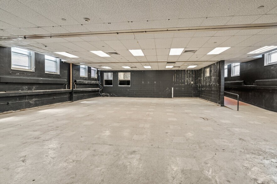 More Photos Of 1916-1938 E Allegheny Ave, Philadelphia Religious Facility For Sale