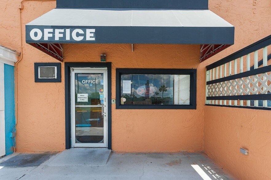 More Photos Of 4657 W Irlo Bronson Memorial Hwy, Kissimmee Hotel For Sale