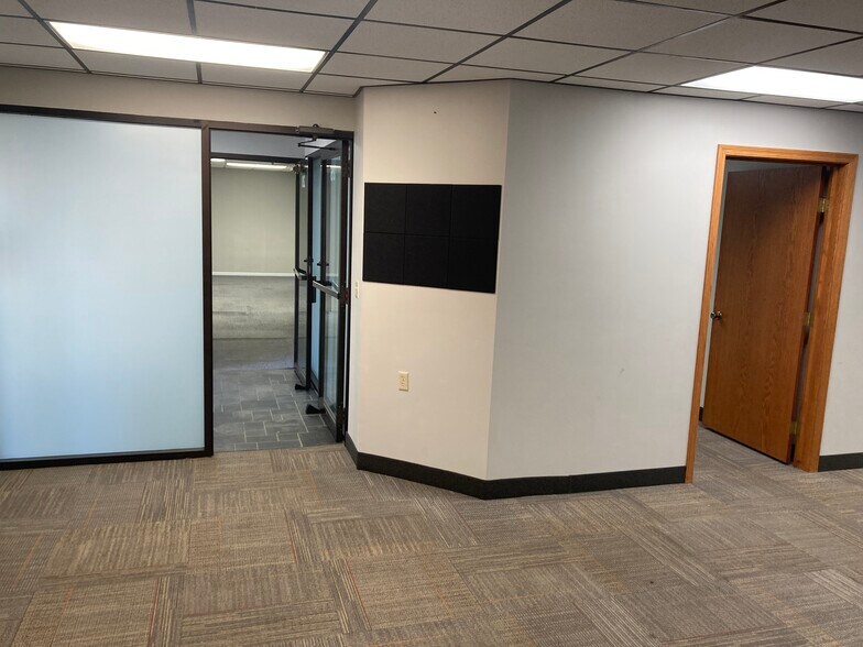 More Photos Of 20 S 32nd Ave S, Saint Cloud Office For Lease