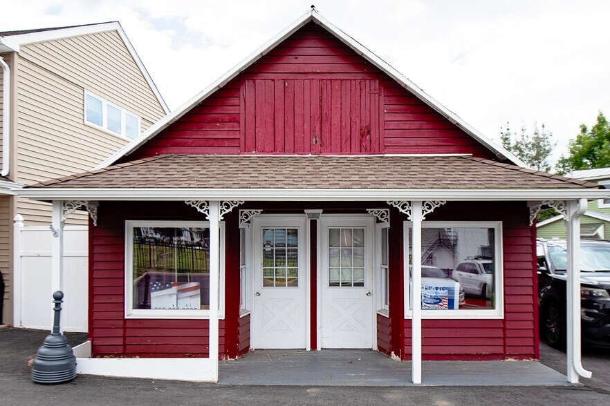 More Photos Of 121 Main St, Vincentown Storefront Retail Office For Sale