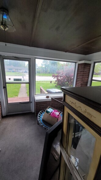 More Photos Of 5430 Rockville Rd, Indianapolis Specialty For Sale