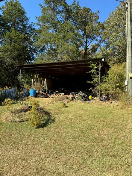 More Photos Of 820 Sligo St, Woodville Auto Repair For Sale