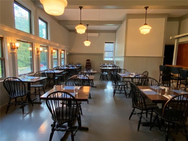 More Photos Of 276 Watch Hill Rd, Cortlandt Manor Restaurant For Lease
