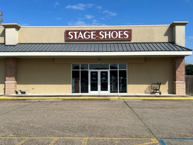 More Photos Of 6433 Highway 182 E, Morgan City Storefront For Lease