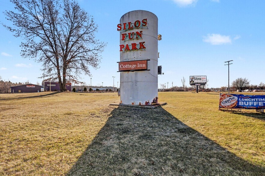 More Photos Of 3883 Carleton Rd, Hillsdale Amusement Park For Sale