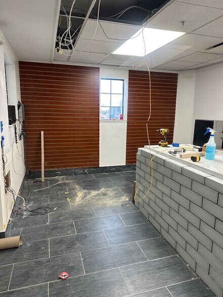 Primary Photo Of 1018 Fir St, Carlin Hotel For Sale