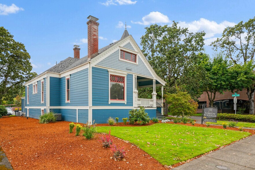 More Photos Of 901 13th St SE, Salem Office For Sale