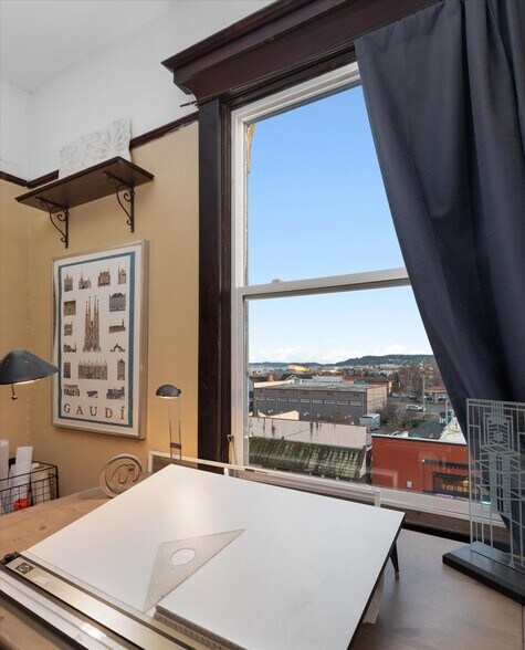 More Photos Of 619 Commercial Ave, Anacortes Storefront Retail Office For Sale