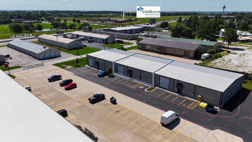 Primary Photo Of 4173 N 20th St, Ozark Warehouse For Lease