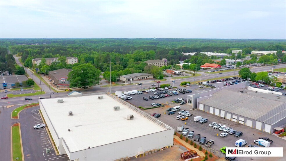 Primary Photo Of 4250 Atlanta Hwy, Bogart Freestanding For Sale