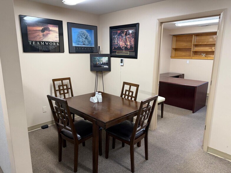 More Photos Of 321 N Main St, New City Office For Lease