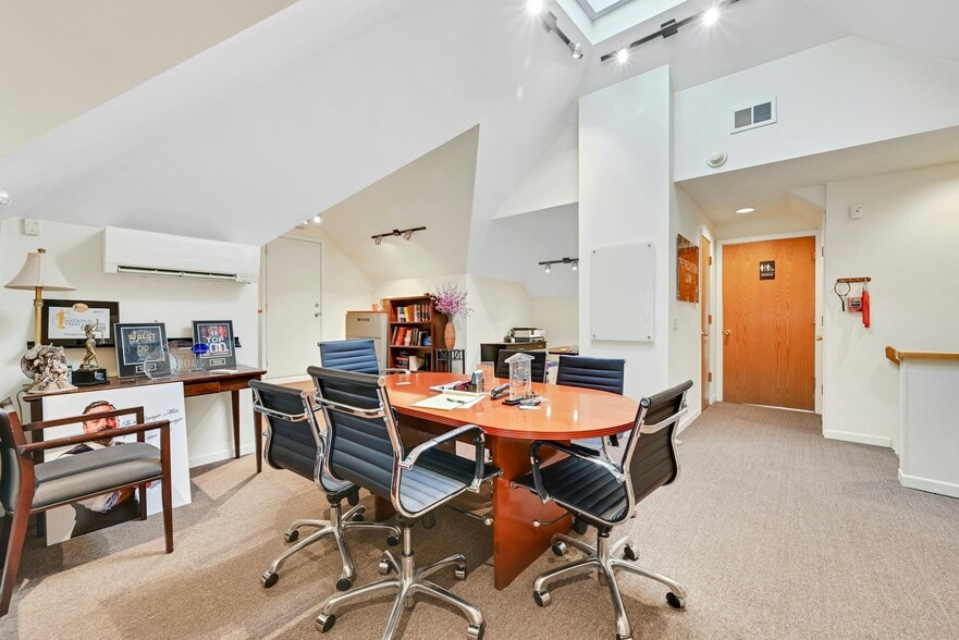 More Photos Of 200 Passaic St, Hackensack Office For Sale