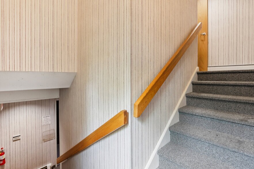 More Photos Of 1530 Saint Georges Ave, Rahway Medical For Sale