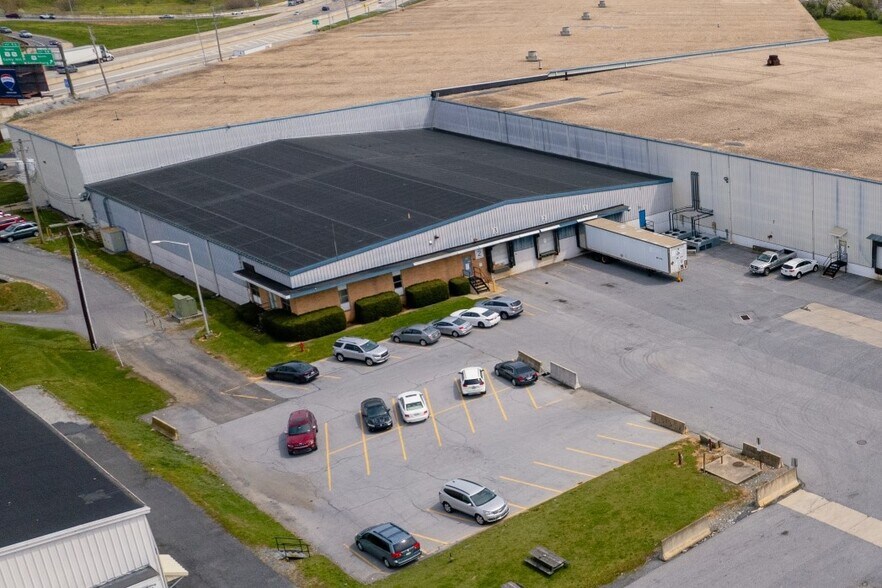 Primary Photo Of 380 Freight St, Camp Hill Distribution For Lease