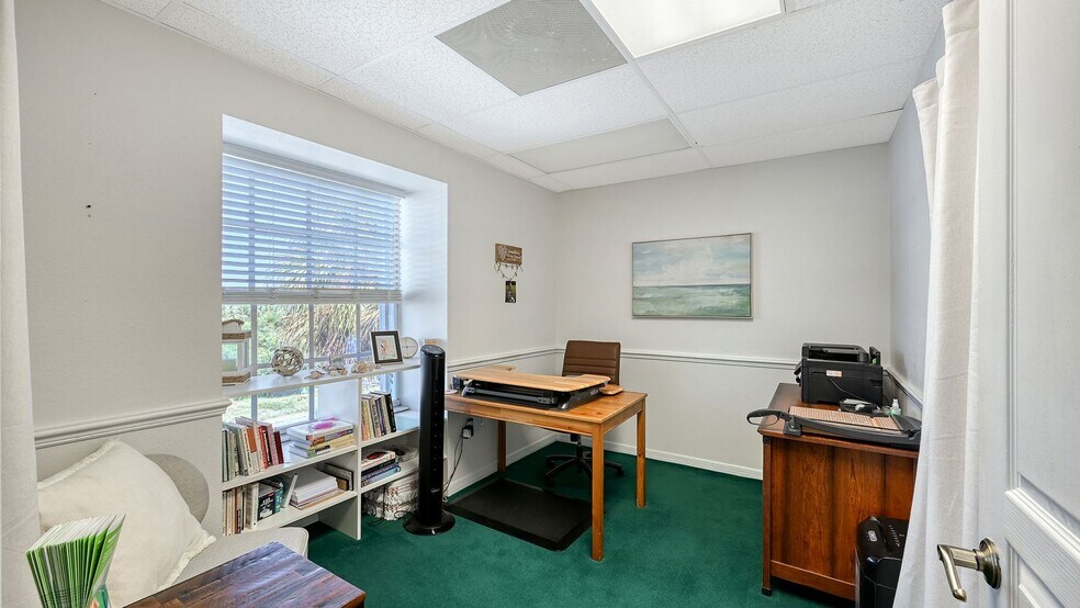 More Photos Of 1505 Tamiami Trl S, Venice Medical For Sale