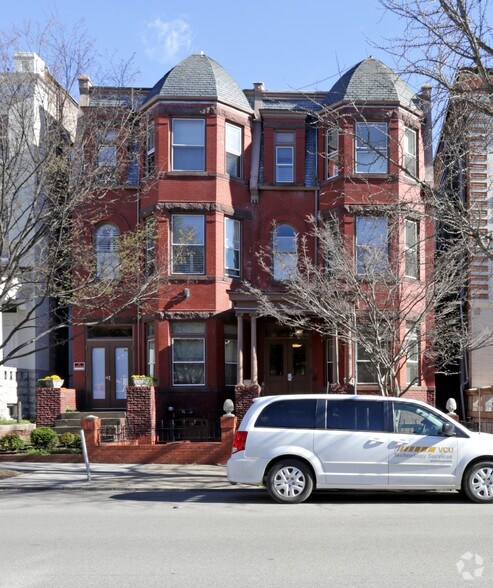 More Photos Of 408-410 W Franklin St, Richmond Office For Sale