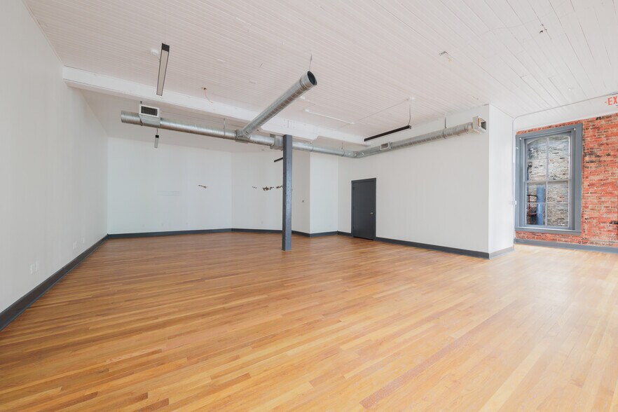 More Photos Of 103-105 E 5th St, Austin Loft Creative Space For Lease