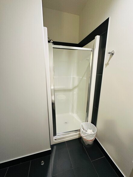 More Photos Of 10514 67 Av, Grande Prairie Office For Sale