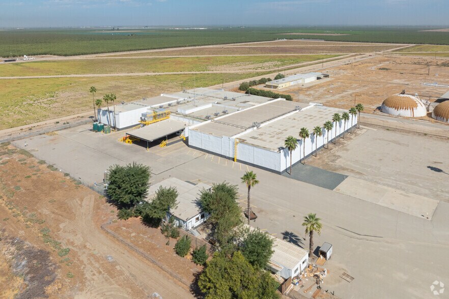 More Photos Of 369 Road 176, Delano Refrigeration Cold Storage For Lease