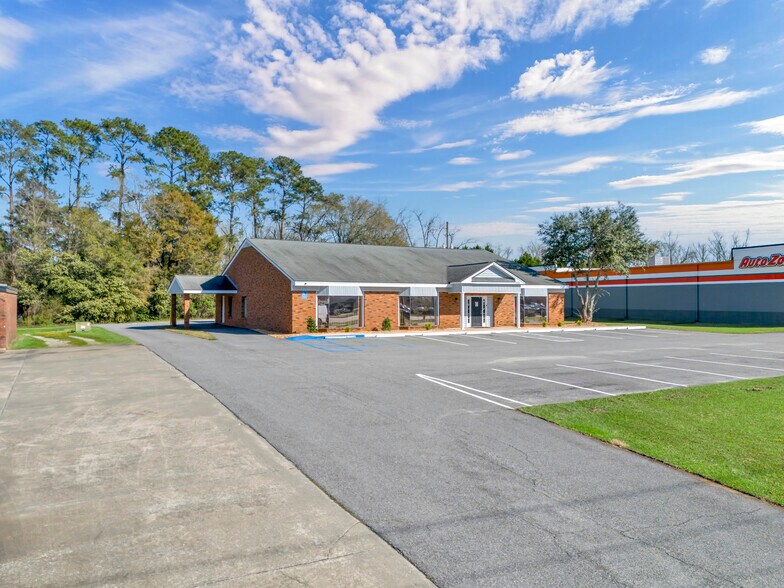 More Photos Of 1501 US Highway 19 S, Leesburg Office For Sale