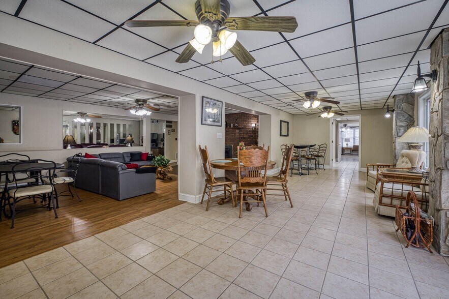 More Photos Of 200 Little Acres Dr, Marion Specialty For Sale