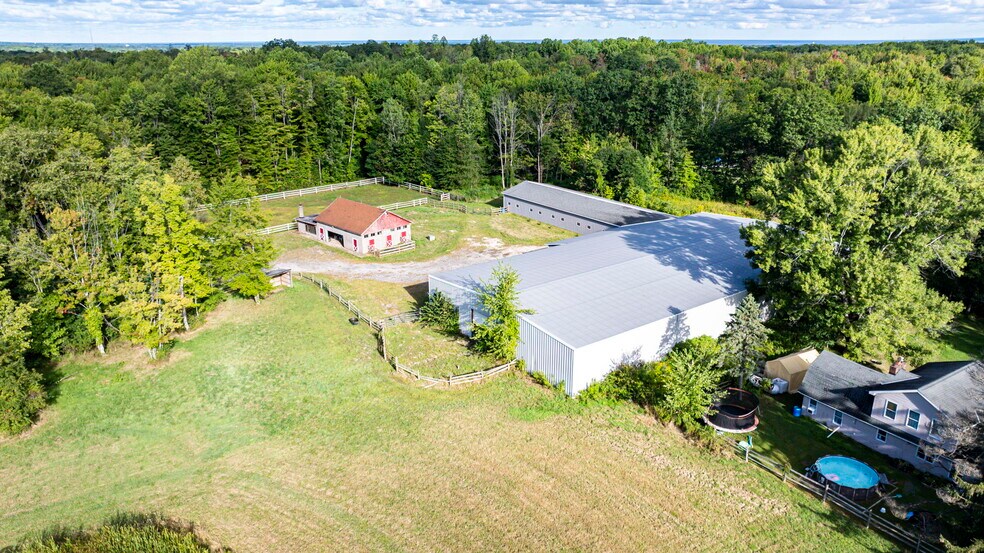 More Photos Of 6600 Vrooman Rd, Painesville Horse Stables For Sale
