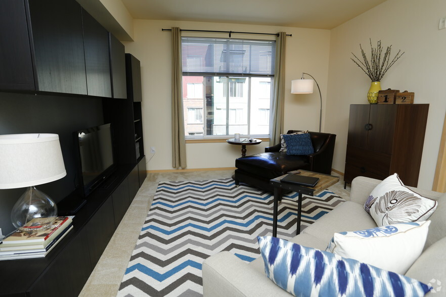 More Photos Of 11718 97th Ln NE, Kirkland Unknown For Sale