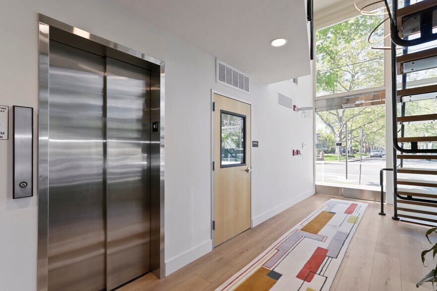 More Photos Of 4101 J St, Sacramento Medical For Sale