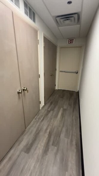 More Photos Of 1 Ames Ct, Plainview Office For Lease