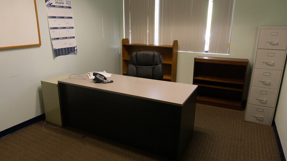 More Photos Of 1 Vapor Trl, Hudson Industrial For Sale