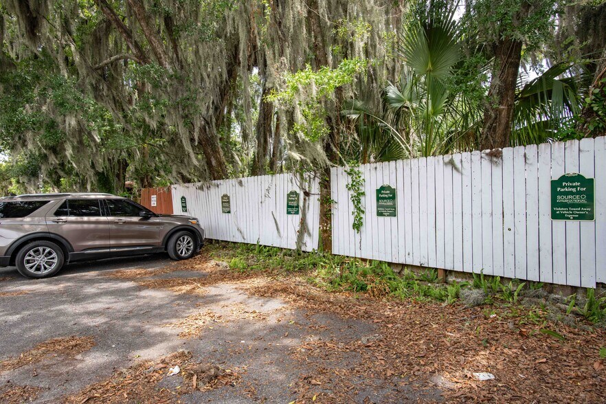 More Photos Of 621 St Johns Ave, Palatka Storefront For Sale