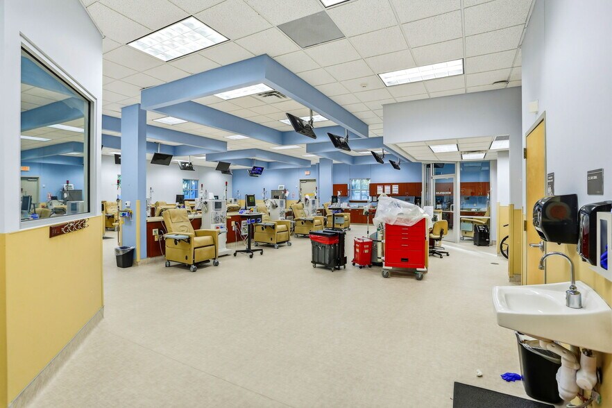 More Photos Of 137 Palo Alto Rd, San Antonio Healthcare For Sale