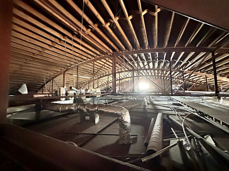 More Photos Of 5095 Colorado Blvd, Denver Warehouse For Lease