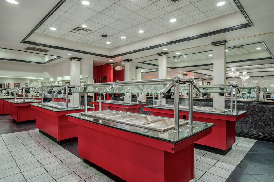 More Photos Of 4516 Maplewood Ave, Wichita Falls General Retail For Sale