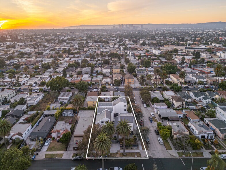 More Photos Of 2301 S Cloverdale Ave, Los Angeles Apartments For Sale